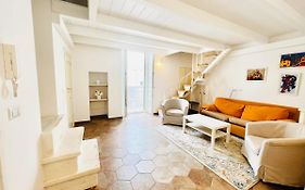 Ostuni Bright House